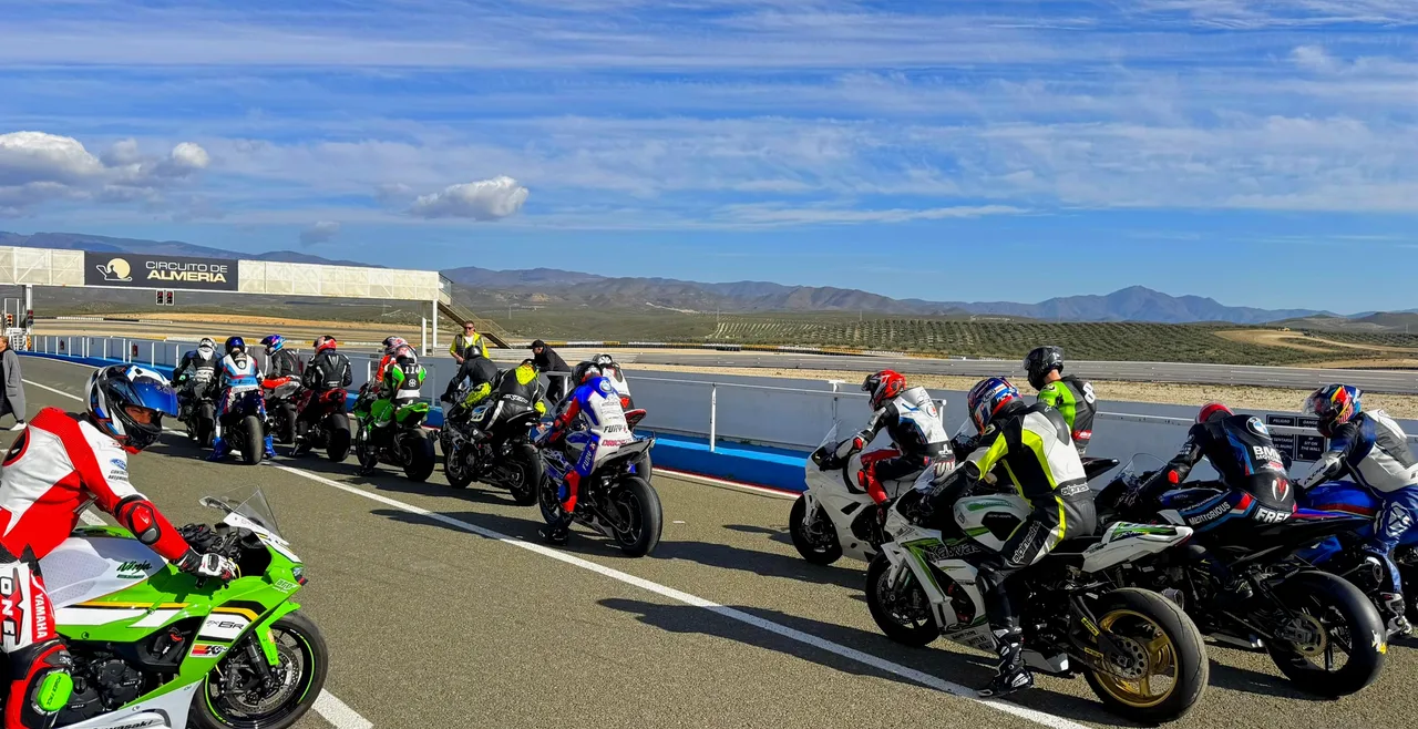Retour sur notre première journée de roulage sur le Circuit d'Almería 